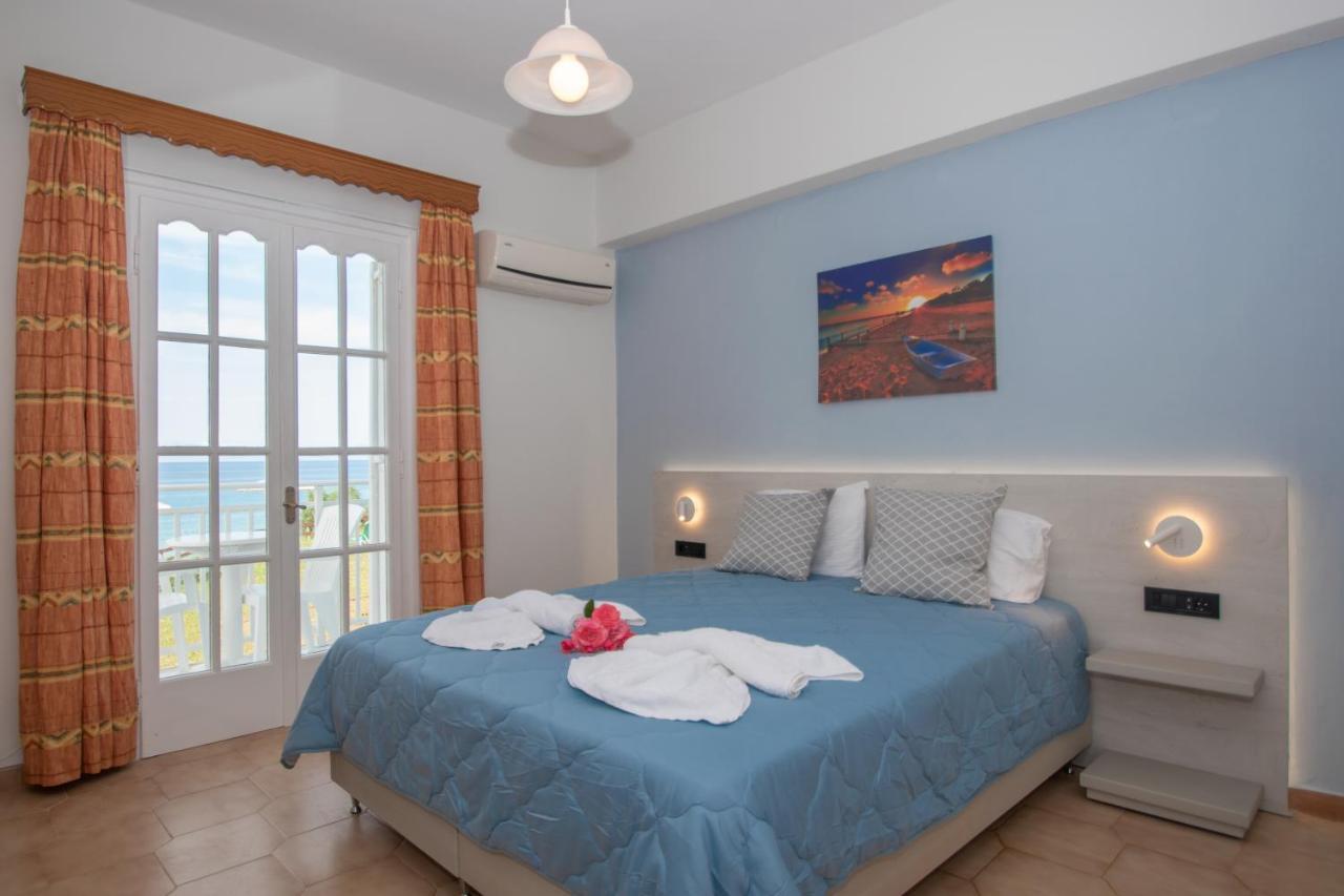 Baywatch Apartments On The Beach By "Elite" Ammoudi Zewnętrze zdjęcie