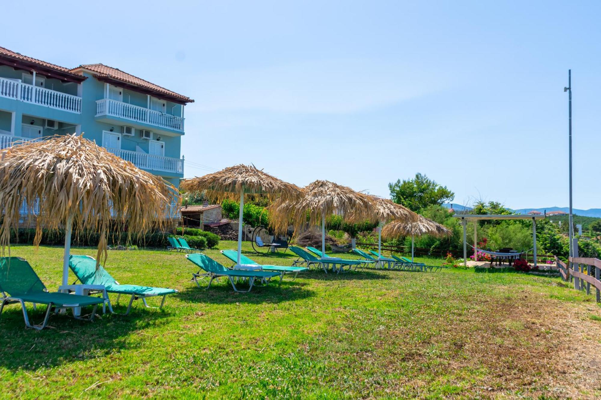 Baywatch Apartments On The Beach By "Elite" Ammoudi Zewnętrze zdjęcie